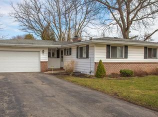 312 Straub Rd, Rochester, NY 14626