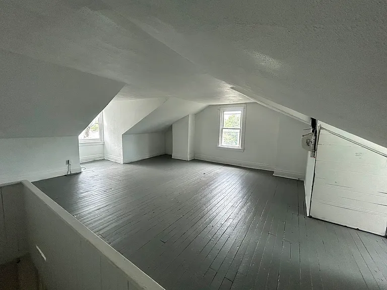 187 Allegheny Ave — Photo 14