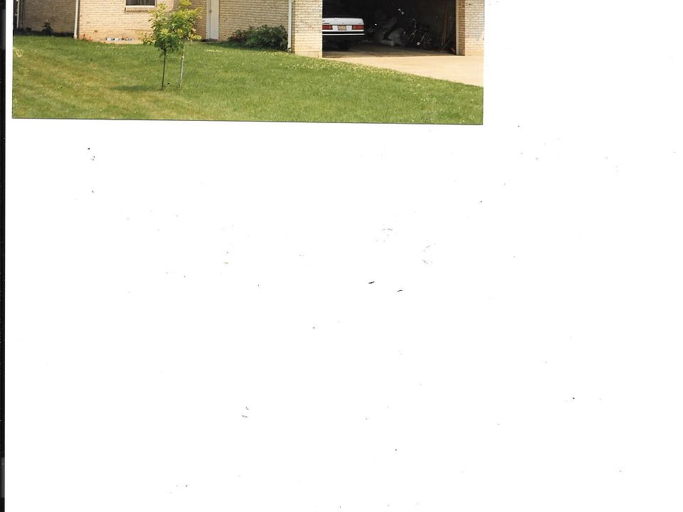 2nd image of 495 Garfield Ave