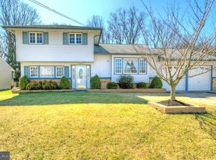 506 Thorny Ln, Glendora, NJ 08029