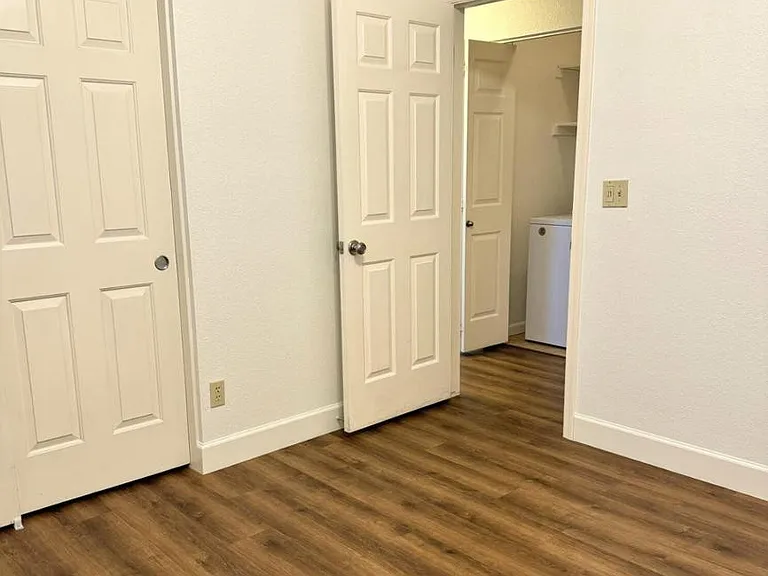 313 W Monte Cristo Ave — Photo 10