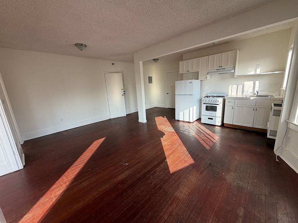 1st image of 20 Brooks Ave APT 301