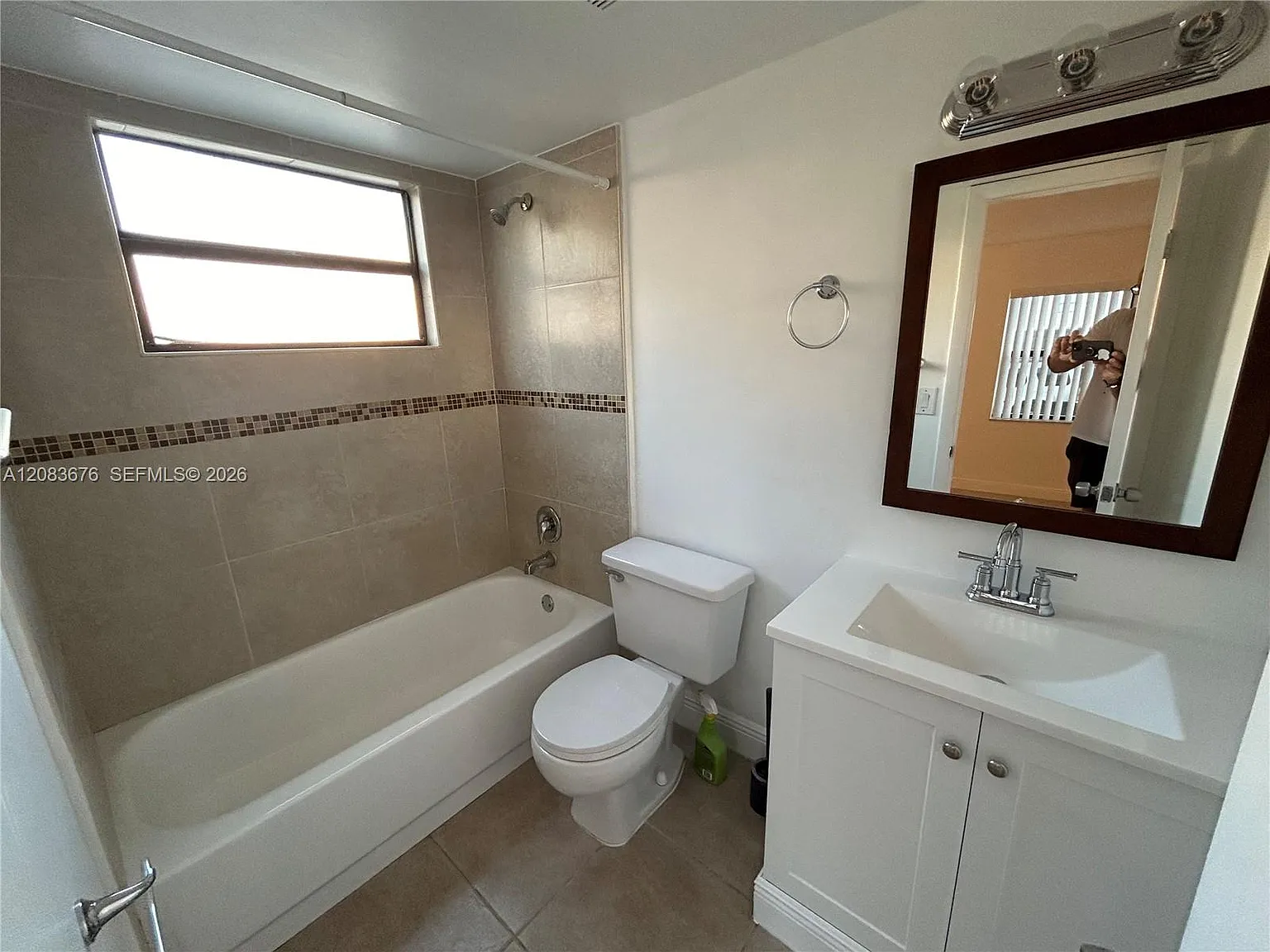 SW 2nd St, Pembroke Pines — Photo 3