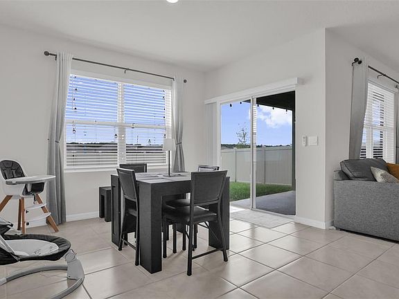 4th image of 1361 CALMITO LANE