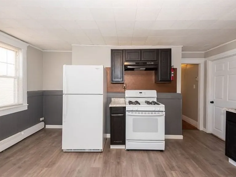 26-28 Salem St #3 — Photo 4