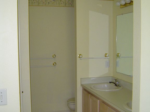 Master bedroom full bathroom