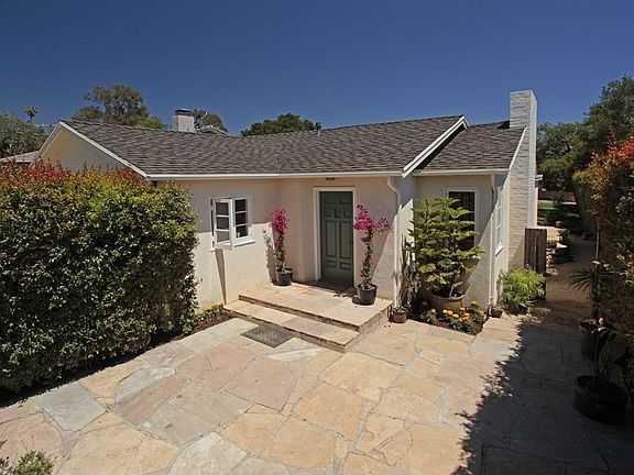 2nd image of 220 E Junipero St