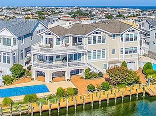 20 W Ryerson Ln, Brant Beach, NJ 08008