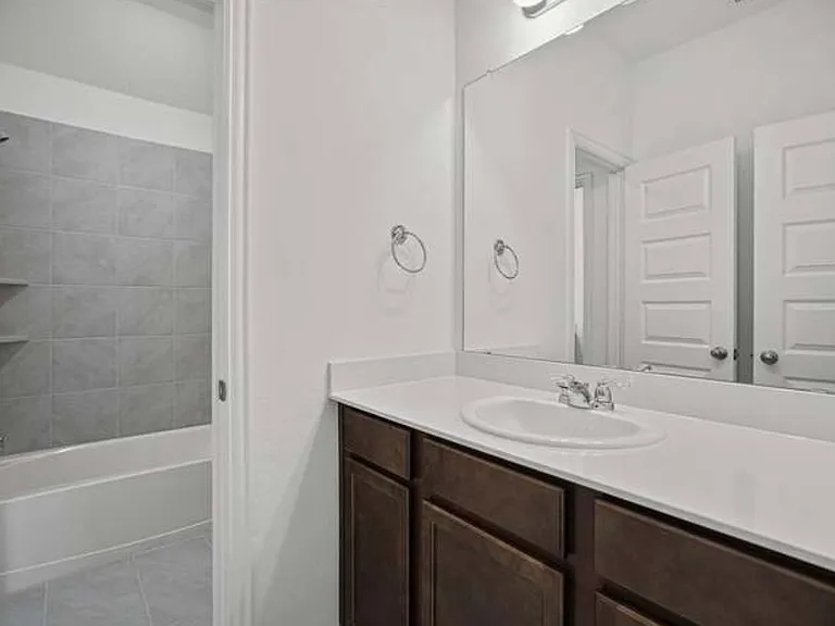 909 Bluebell St — Photo 20
