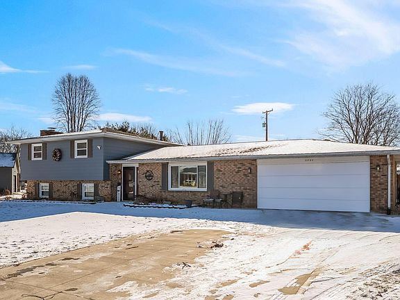 3rd image of 2820 Scenic Dr