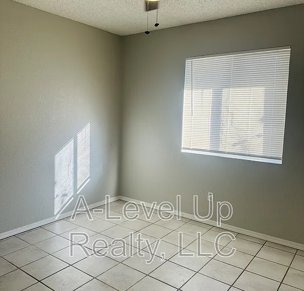 1503 N Riverview Blvd — Photo 13