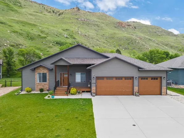 14358 Wolf Creek Ct, Summerset, SD 57769