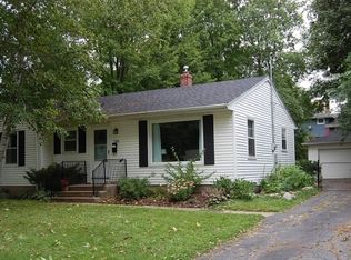 5308 Maywood Rd, Monona, WI 53716