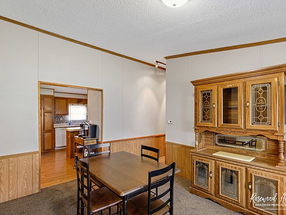 5th image of 48 Berry Ln