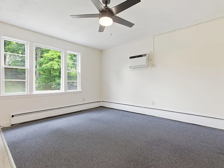 280 Washington St #2 — Photo 9