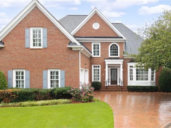 2293 Littlebrooke Trce, Dunwoody, GA 30338