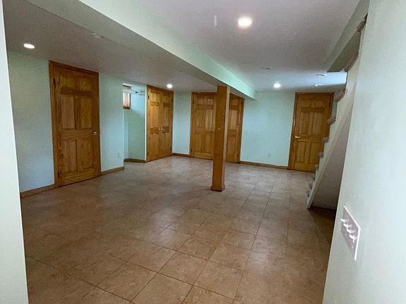 5th image of 71 Winfred Ave #Basement