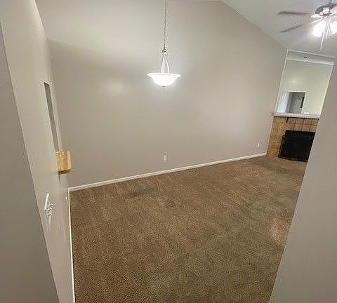 3rd image of 1355 Jefferson Ave