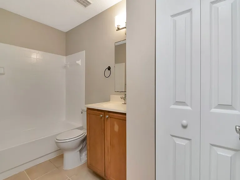 221 Lake Brook Cir #201 — Photo 9