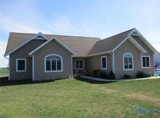 26782 Sutphen Rd, Defiance, OH 43512