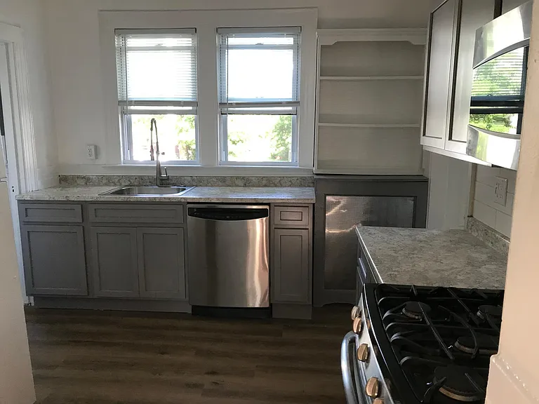 40 Plant St — Photo 6