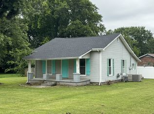 203 Coles Ferry Rd, Gallatin, TN 37066