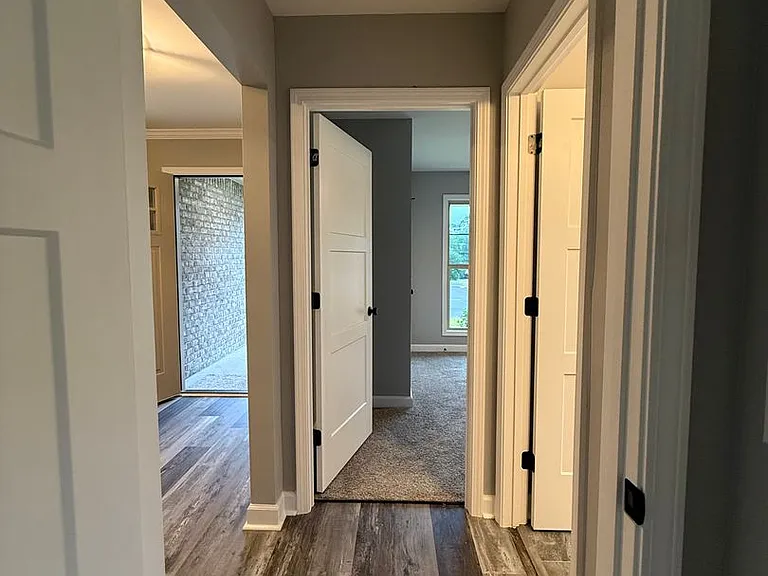 101 Brandi Ave — Photo 16