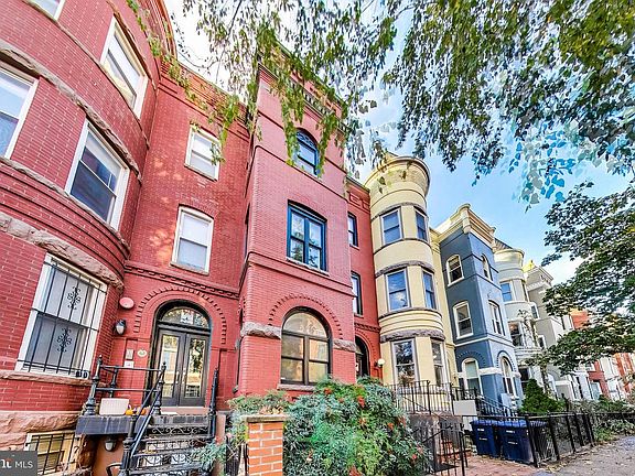 2nd image of 1314 W St NW APT B