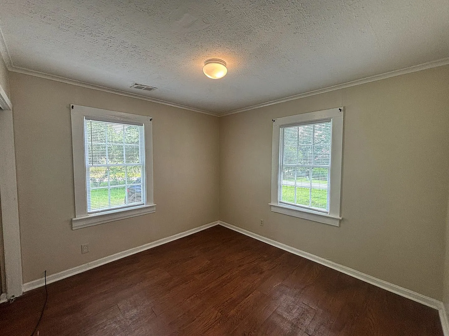 Great Living Space 4BR/2BA Phenix City — Photo 2