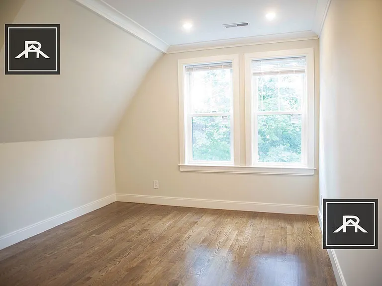 51 Quint Ave #3 — Photo 20