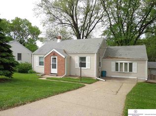 7515 Military Ave, Omaha, NE 68134