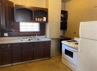 2915 E 30th St, Kansas City, MO 64128