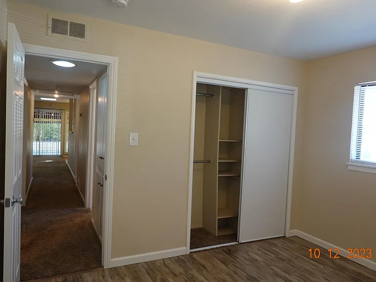 3417 Toledo Way — Photo 21