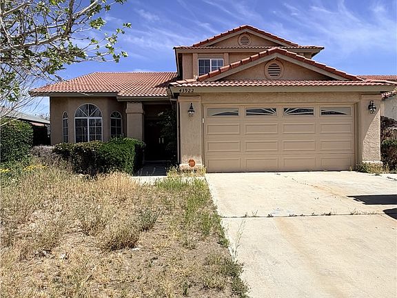 2nd image of 43922 Fallon Dr
