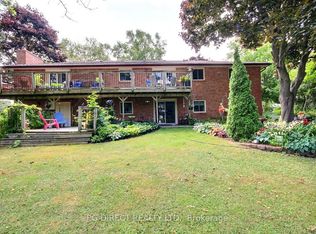 3268 County Road 3 Rd, Prince Edward County, ON K0K 1L0