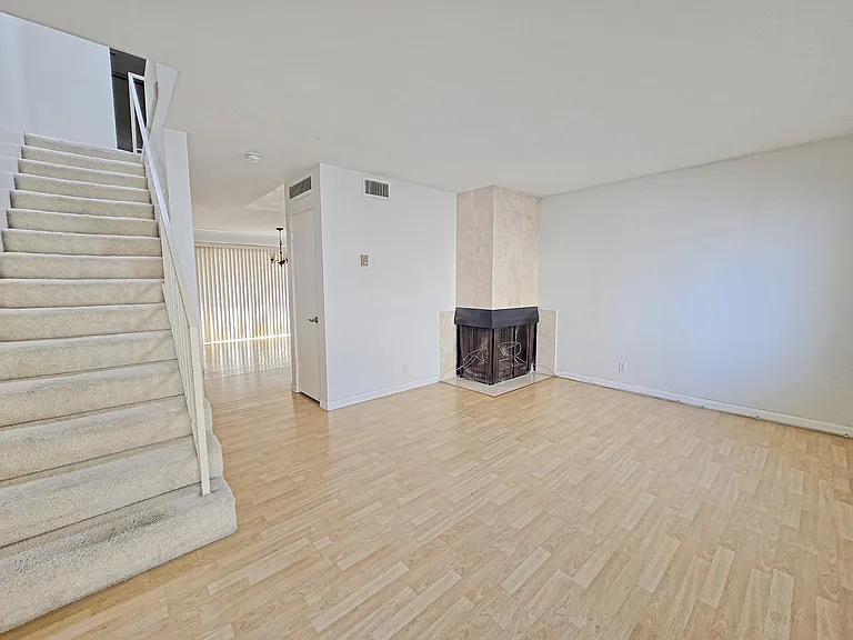 215 N Curtis Ave #2 — Photo 3