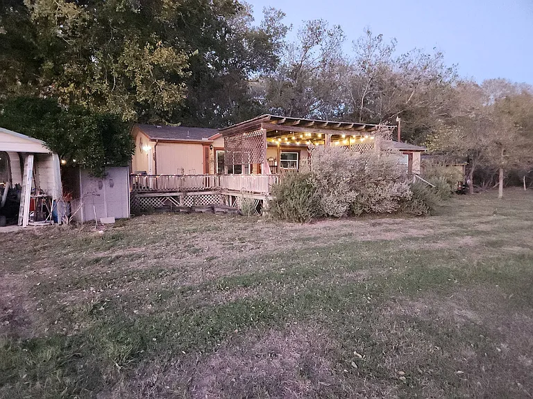 497 Fermin Ln — Photo 1
