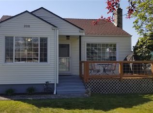 208 Hawthorne Ave S, Pacific, WA 98047