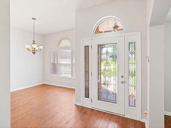3rd image of 701 N Longneedle Dr