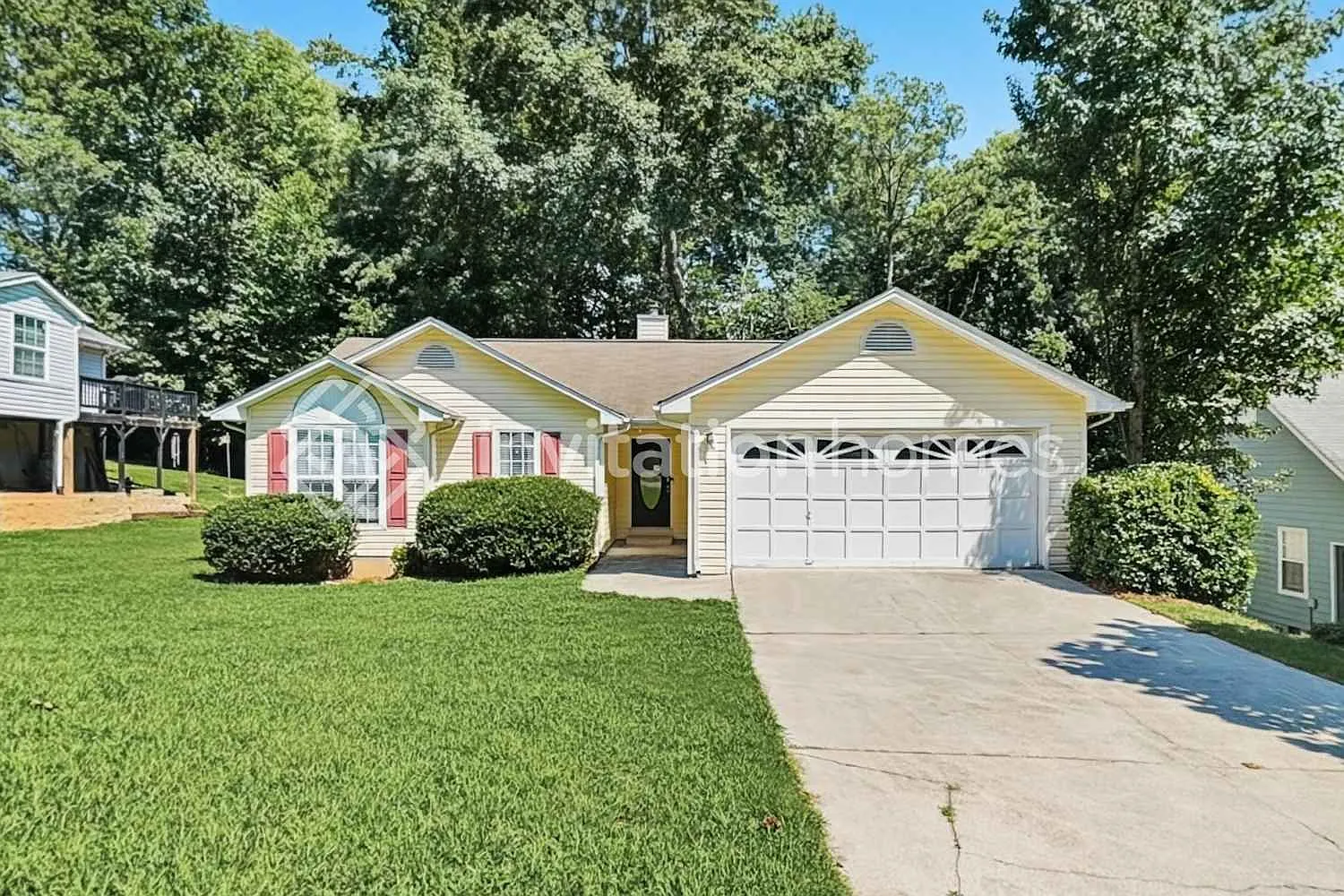3933 Edgebrook Dr Flowery Branch, GA 30542 — Photo 1