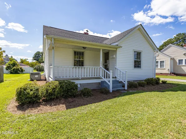 103 N Park Avenue, Williamston, NC 27892