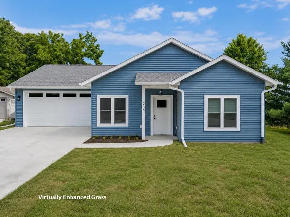 236 W 2nd St, Reedsburg, WI 53959