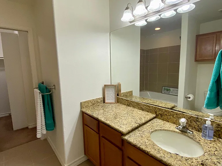 15422 Seamount Cay Ct #303 — Photo 13