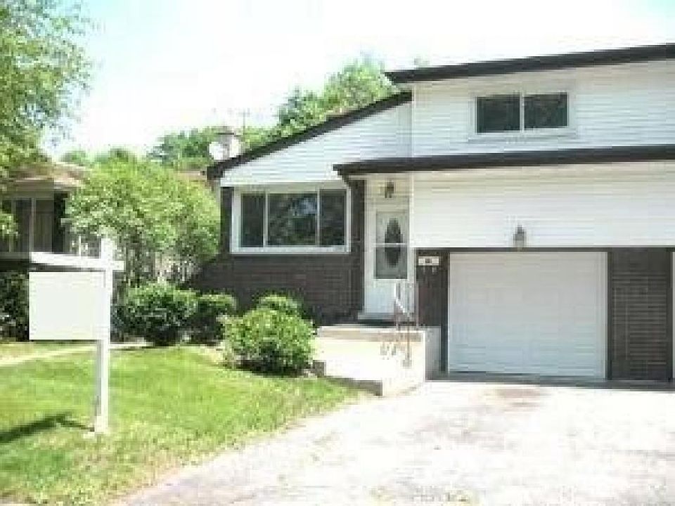 1st image of 1705 N Windsor Dr