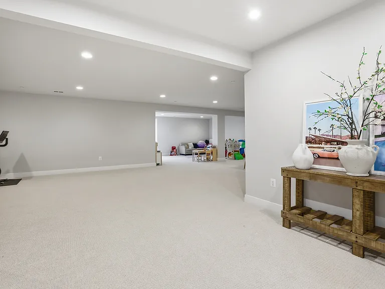 9725 Lantana Way — Photo 46