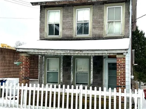 1120 N Front St, Catasauqua, PA 18032