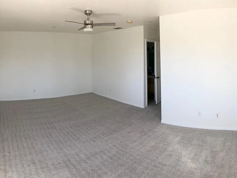 465 Calle Elegante — Photo 9