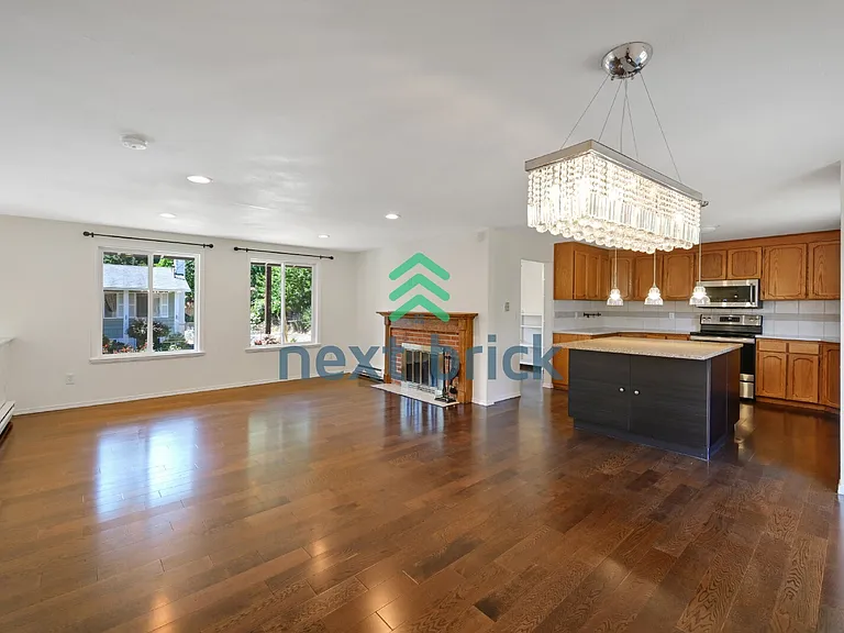 311 137th St SW — Photo 4