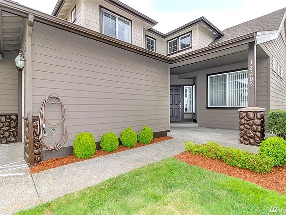 3rd image of 12205 SE 259th Pl