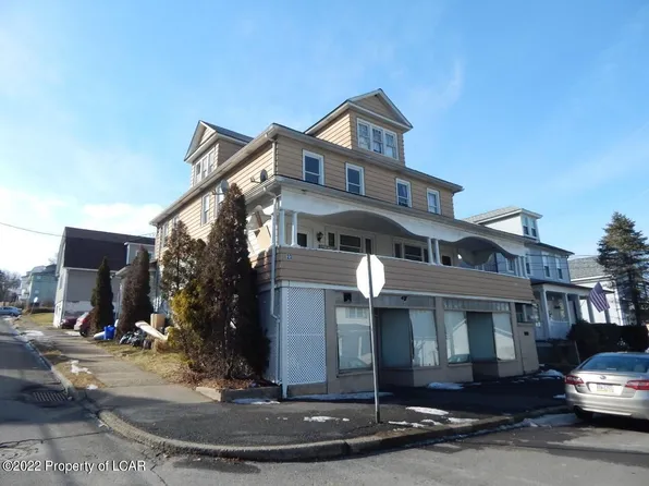 21 Everhart St, Hanover Township, PA 18706